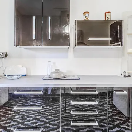 2 Bedroom Beautiful In