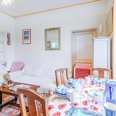 2 Bedroom Beautiful In